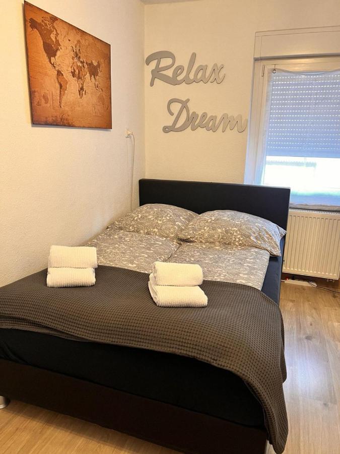 Lovely 1-Bed Apartment In Koblenz โคเบลนซ์ ภายนอก รูปภาพ